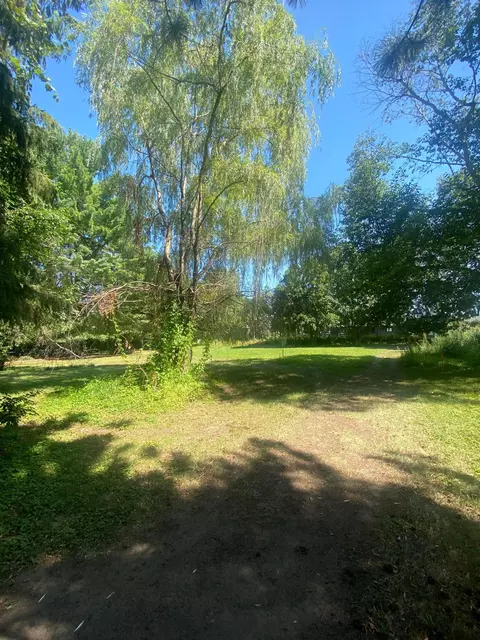 2915 Overlook Dr, Bloomington, MN 55431