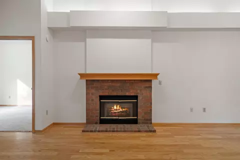 4126 Ruby Ln, Eagan, MN 55122 photo 10