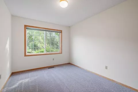 4126 Ruby Ln, Eagan, MN 55122 photo 14