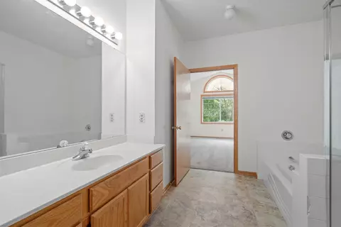 4126 Ruby Ln, Eagan, MN 55122 photo 21