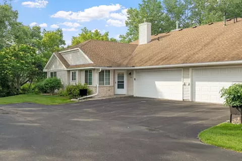 4126 Ruby Ln, Eagan, MN 55122 photo 25