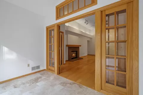 4126 Ruby Ln, Eagan, MN 55122 photo 13