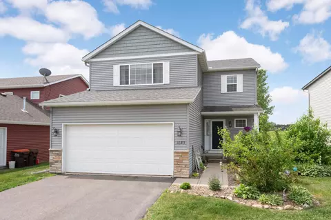 1033 36th St W, Hastings, MN 55033