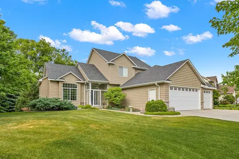 6940 Pinnacle Way, Minnetrista, MN 55364