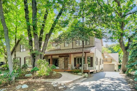 3759 New Brighton Rd, Arden Hills, MN 55112