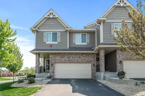 2607 Waterfall Way NW, Prior Lake, MN 55372
