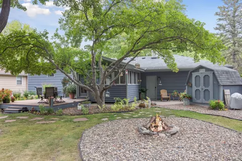 9046 Kell Cir, Bloomington, MN 55437 photo 33