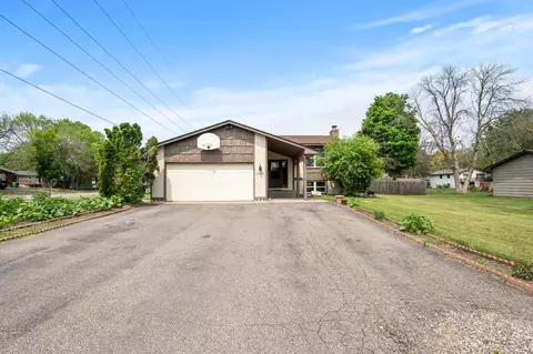 3026 81st Cir N, Brooklyn Park, MN 55444