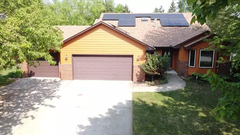 7074 2nd Ave, Lino Lakes, MN 55014