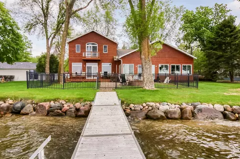 432 Shorewood Dr, Detroit Lakes, MN 56501