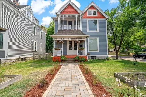 1636 Englewood Ave, Saint Paul, MN 55104