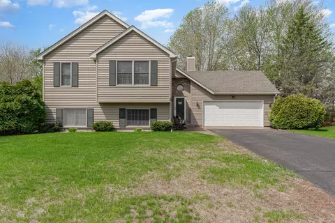 12827 Durham Way, Apple Valley, MN 55124
