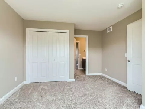 1321 Interlachen Dr, Eagan, MN 55123 photo 26