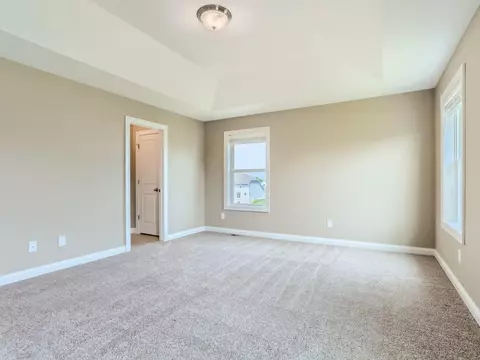 1321 Interlachen Dr, Eagan, MN 55123 photo 18