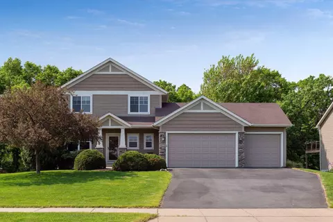 5160 Woodland Ct, Shakopee, MN 55379