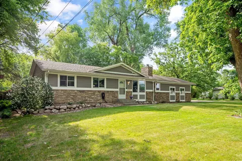 26919 Felton Ave, Wyoming, MN 55092