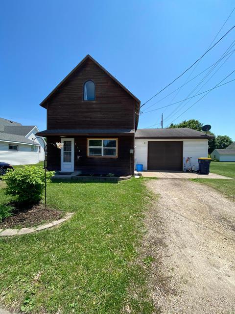 615 W Woodburn St, Lake City, MN 55041