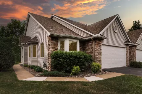 4293 Weston Way, Shoreview, MN 55126