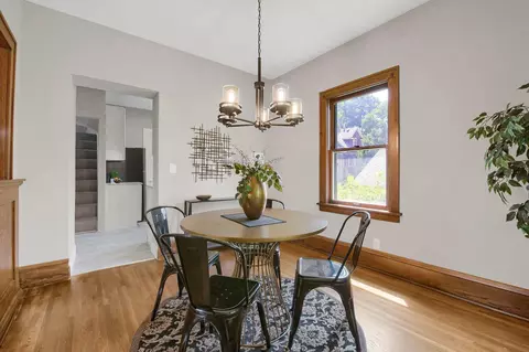 1215 E 39th St, Minneapolis, MN 55407