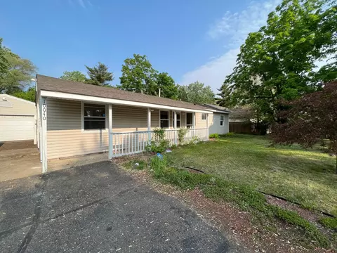 10040 Kumquat St NW, Coon Rapids, MN 55433