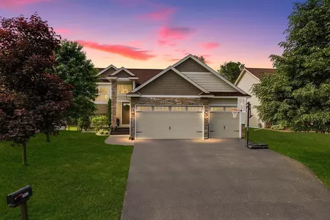 2042 119th Ave NE, Blaine, MN 55449