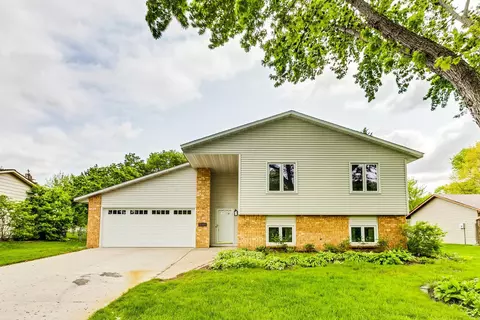10409 Xylon Rd S, Bloomington, MN 55438