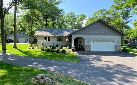 22925 Fleetwood Dr, Saint Augusta, MN 56301