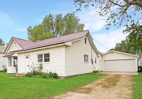 103 S Street St W, Eagle Bend, MN 56446