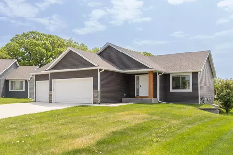 844 Brighton Dr NW, Rochester, MN 55901