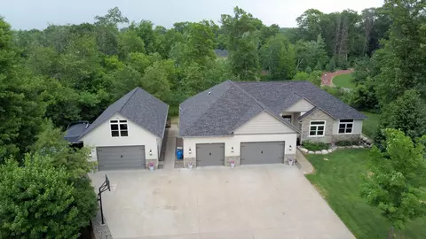 27159 Bayshore Cir, Isanti, MN 55040