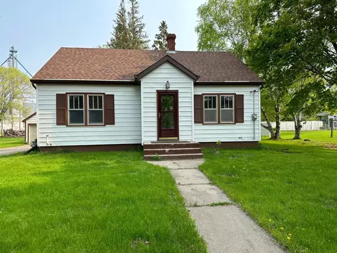 108 3rd Ave W, Raymond, MN 56282