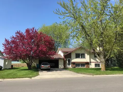 520 20th St NE, Owatonna, MN 55060