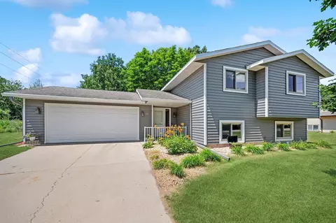621 Ormsbee St, Big Lake, MN 55309