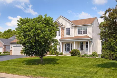994 Earley Lake Pl, Burnsville, MN 55306