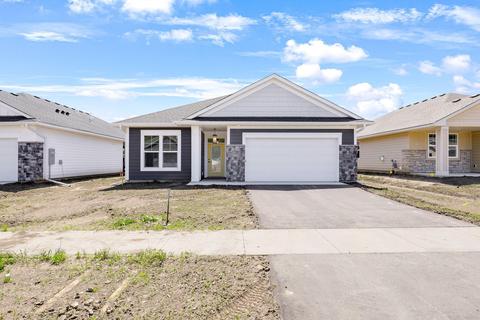 17774 Everest Ave, Lakeville, MN 55044