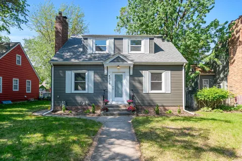 4035 Beard Ave N, Robbinsdale, MN 55422