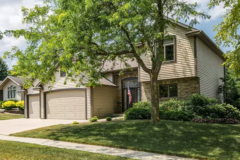 4321 Arbor Ln NW, Rochester, MN 55901