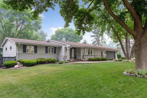 5721 Brook Dr, Edina, MN 55439