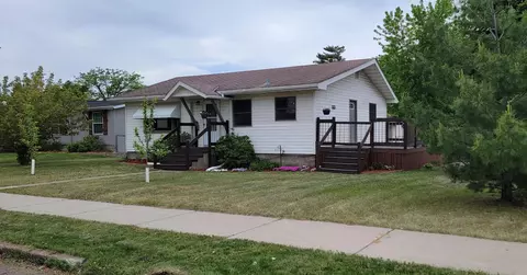 105 1st St NW, Crosby, MN 56441