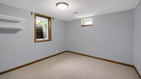 2065 Emerald Ln, Eagan, MN 55122 photo 33