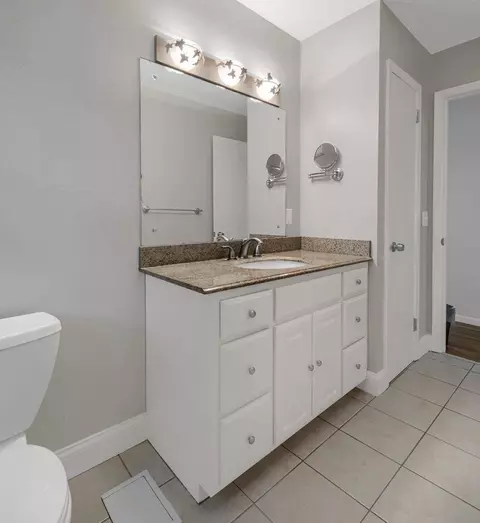 2065 Emerald Ln, Eagan, MN 55122 photo 19