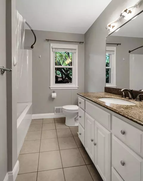 2065 Emerald Ln, Eagan, MN 55122 photo 18