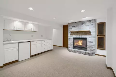2065 Emerald Ln, Eagan, MN 55122 photo 30