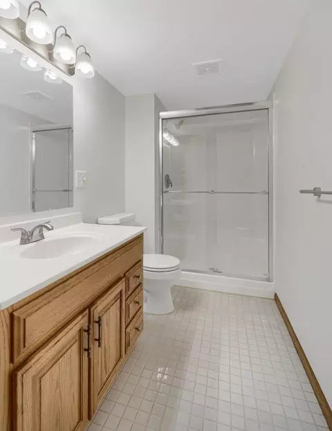 2065 Emerald Ln, Eagan, MN 55122 photo 28