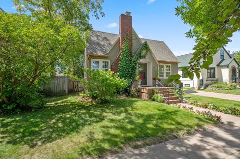 319 N 5th St, Brainerd, MN 56401