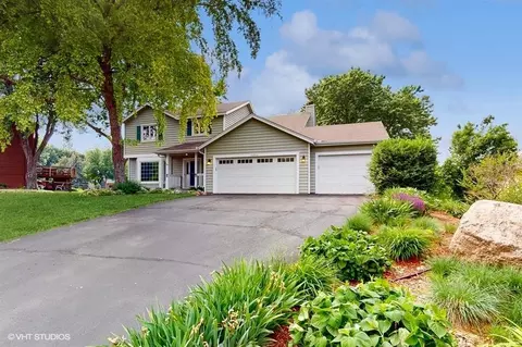 16092 Huron Cir, Lakeville, MN 55044