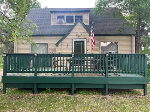 224 2nd St E, Clinton, MN 56225