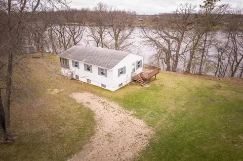 1506 E Lake Victoria Rd SE, Alexandria, MN 56308