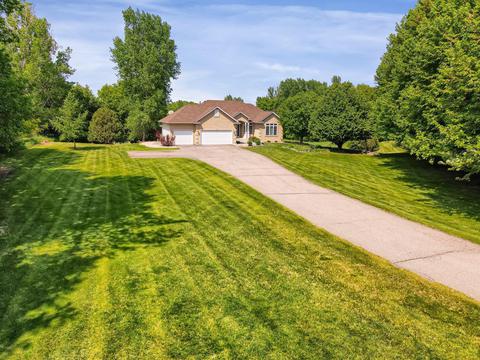 7425 Mark St, Greenfield, MN 55357