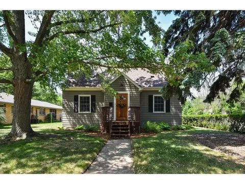 233 3rd Ave NE, Osseo, MN 55369